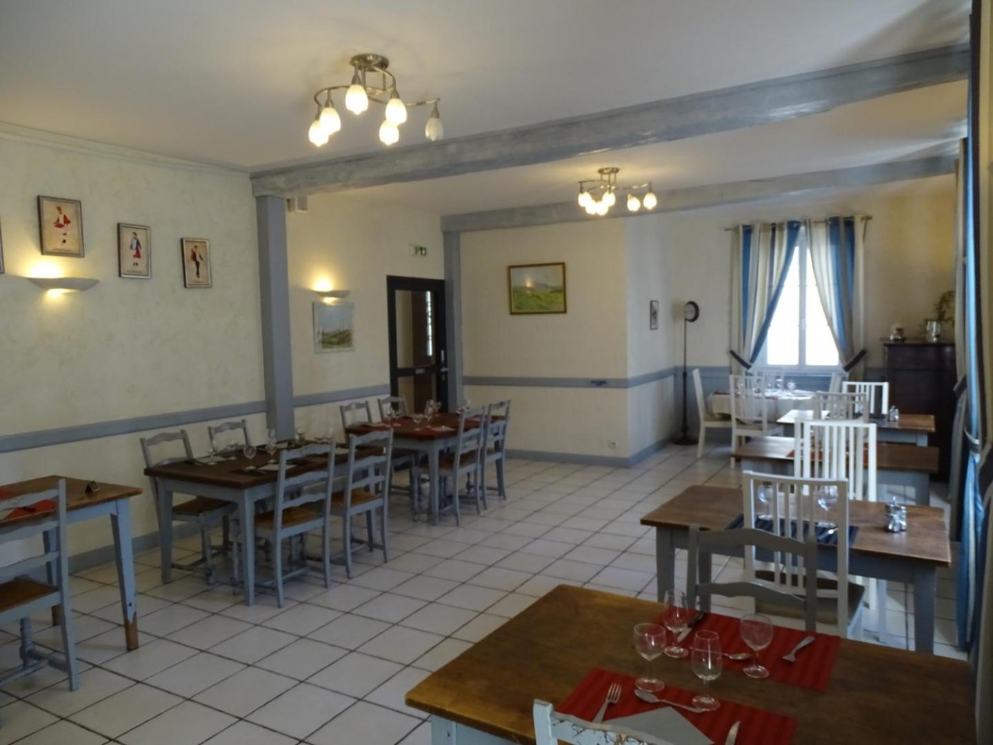 Hotel De La Poste Tardets-Sorholus Luaran gambar